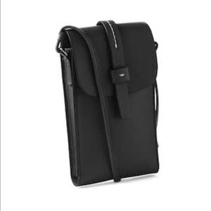 Gap Phone Crossbody